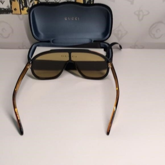 New Authentic Gucci GG1038s 003 Sunglasses – Luxury Designer Shades - Picture 13 of 13